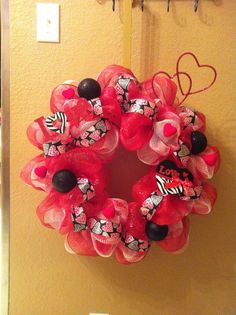 candy cane mesh wreath instructions